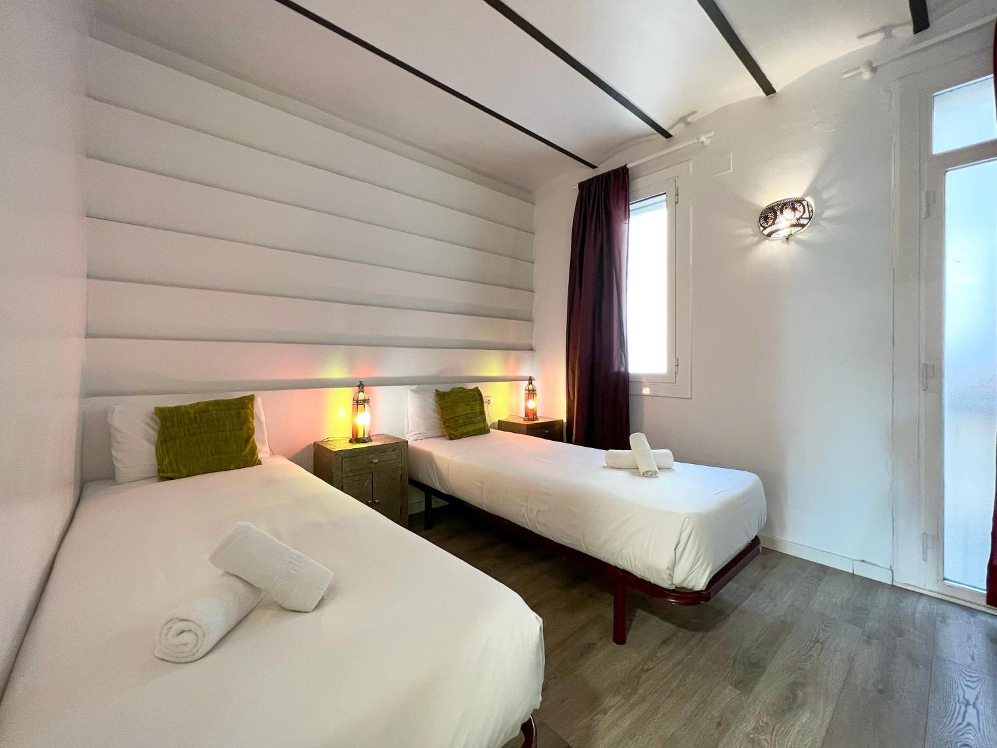 Stay U-Nique Apartments Fontrodona Barcelona Bagian luar foto