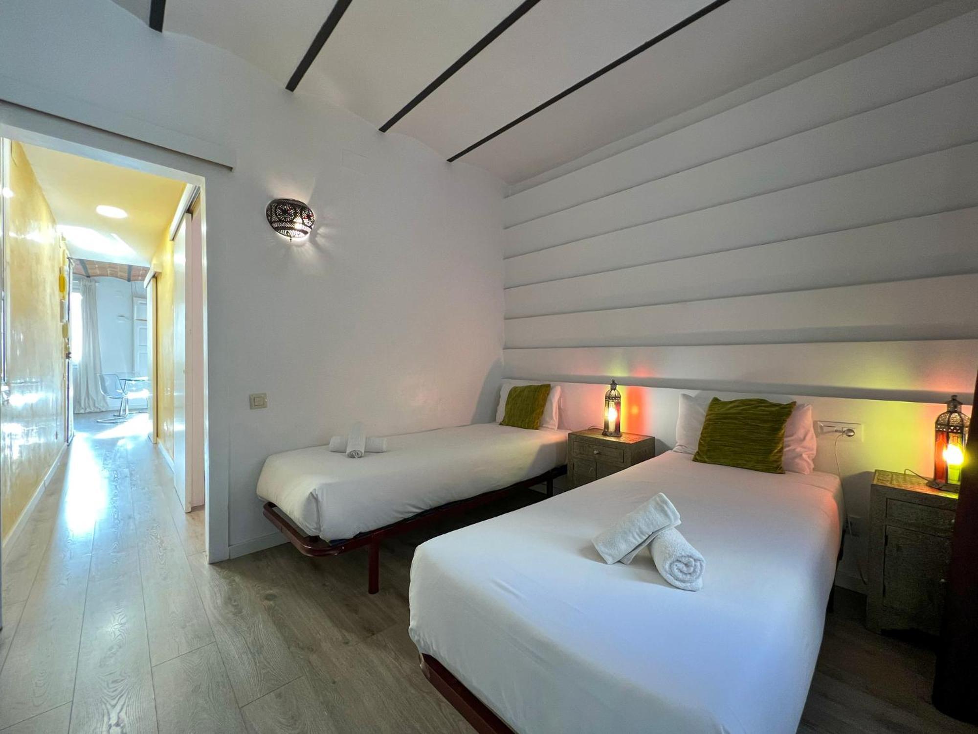 Stay U-Nique Apartments Fontrodona Barcelona Bagian luar foto